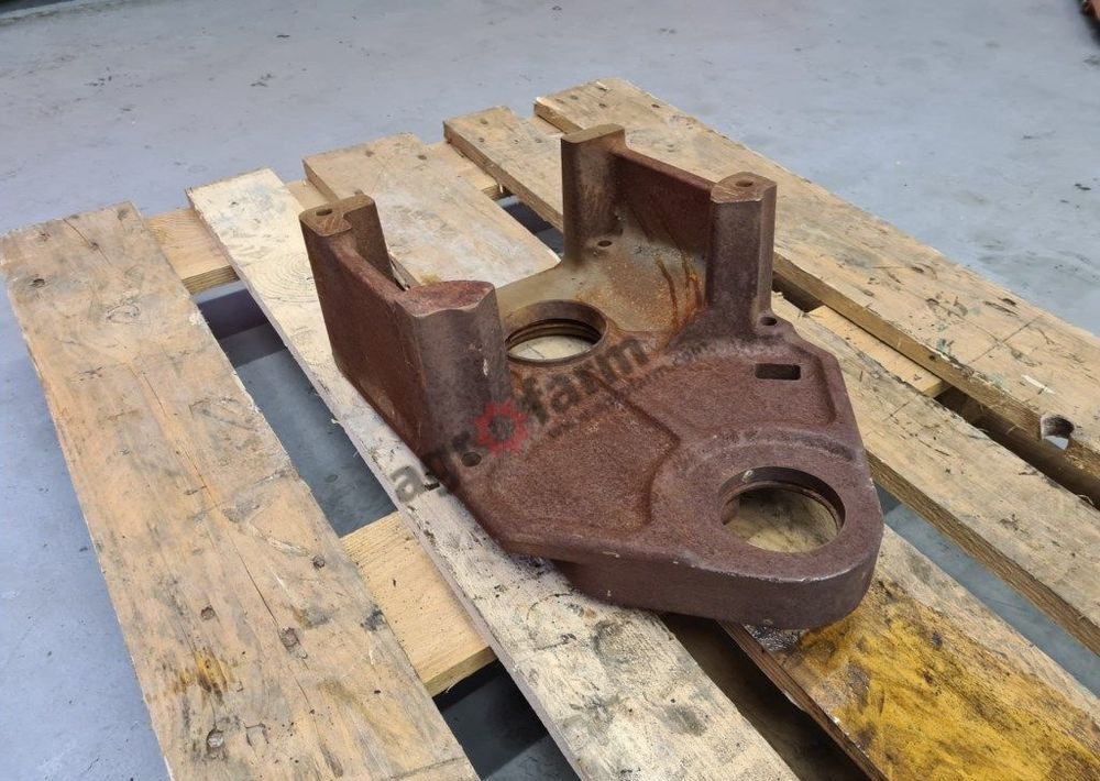 OBUDOWA PTO R93494 JOHN DEERE 7600 7700 7800 - Cutie de viteze: Foto 3 OBUDOWA PTO R93494 JOHN DEERE 7600 7700 7800 - Cutie de viteze: Foto 3