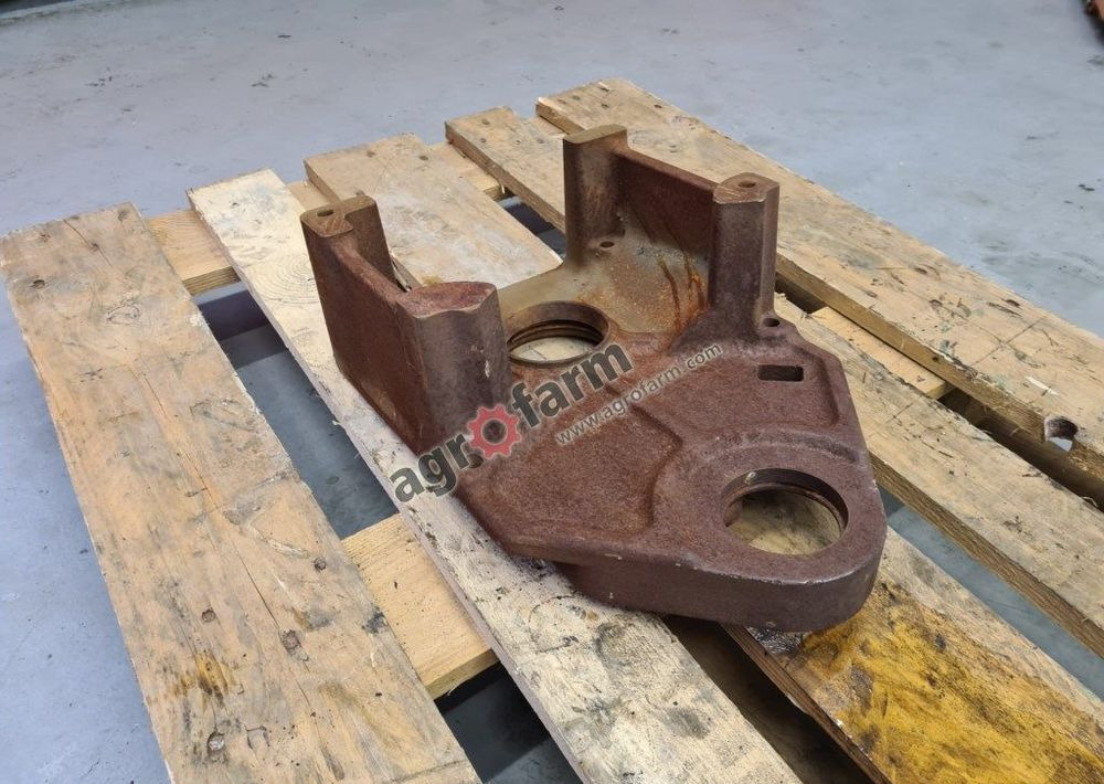 OBUDOWA PTO R93494 JOHN DEERE 7600 7700 7800 - Cutie de viteze: Foto 4 OBUDOWA PTO R93494 JOHN DEERE 7600 7700 7800 - Cutie de viteze: Foto 4