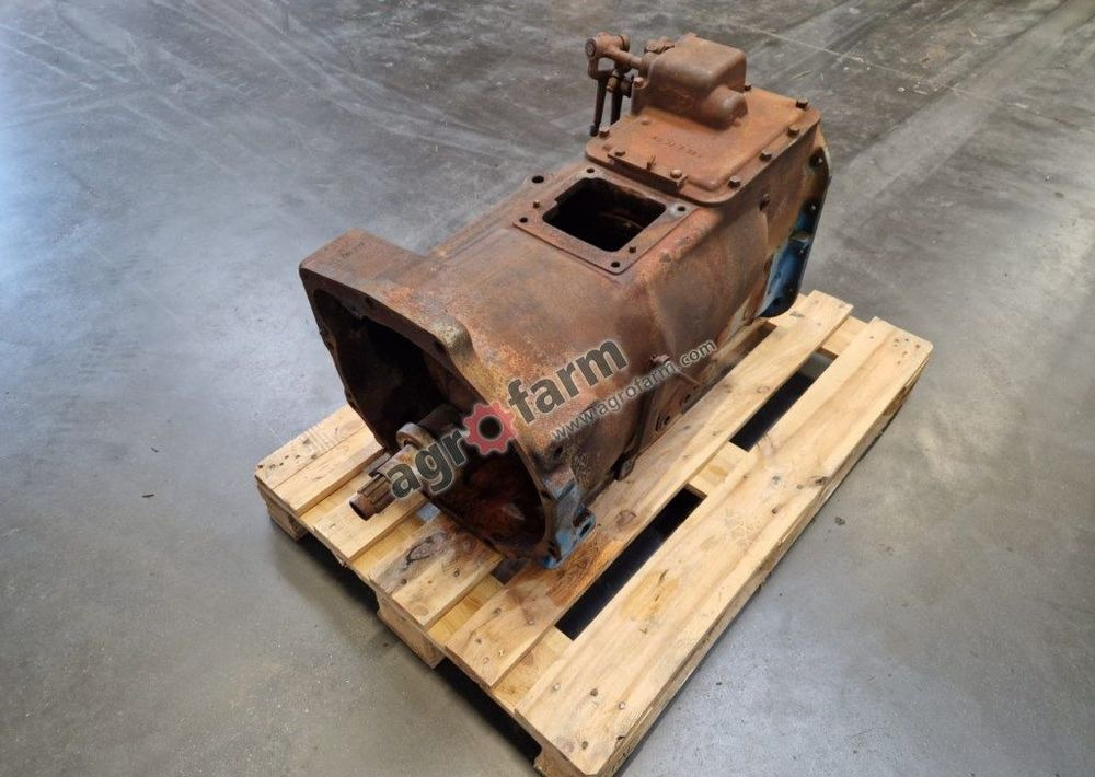 Skrzynia biegów Ford 7700, D7NN7006C - Cutie de viteze: Foto 2 Skrzynia biegów Ford 7700, D7NN7006C - Cutie de viteze: Foto 2