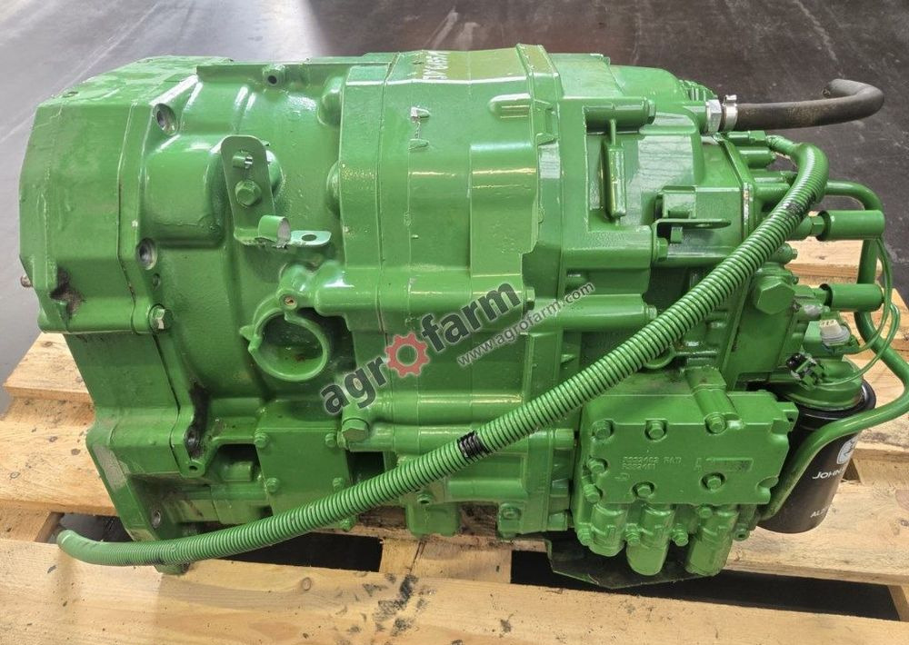 Skrzynia biegów John Deere 6155M, PowrQuad - Cutie de viteze: Foto 3 Skrzynia biegów John Deere 6155M, PowrQuad - Cutie de viteze: Foto 3