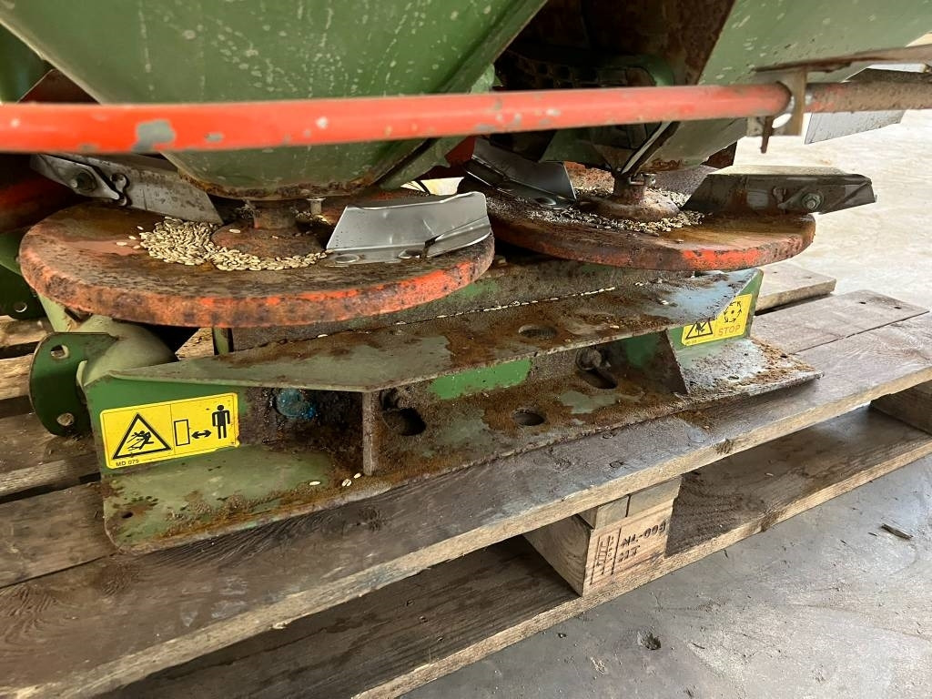 Amazone ZA-F 804 R kunstmest strooier - Imprastietor îngrăşăminte: Foto 5 Amazone ZA-F 804 R kunstmest strooier - Imprastietor îngrăşăminte: Foto 5
