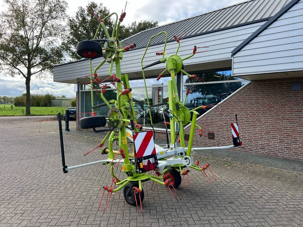 Claas Volto 700 - Maşină de întors fânul: Foto 2 Claas Volto 700 - Maşină de întors fânul: Foto 2