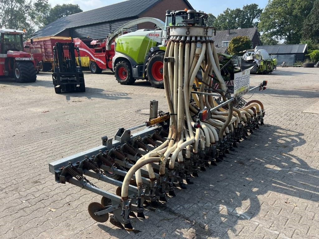 Slootsmid SK 5 M - Maşină de împrăştiat îngrăşăminte: Foto 2 Slootsmid SK 5 M - Maşină de împrăştiat îngrăşăminte: Foto 2