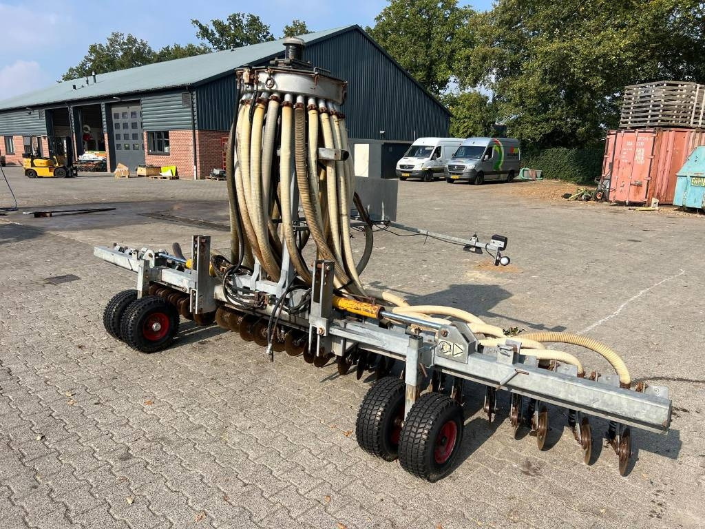 Slootsmid SK 5 M - Maşină de împrăştiat îngrăşăminte: Foto 1 Slootsmid SK 5 M - Maşină de împrăştiat îngrăşăminte: Foto 1