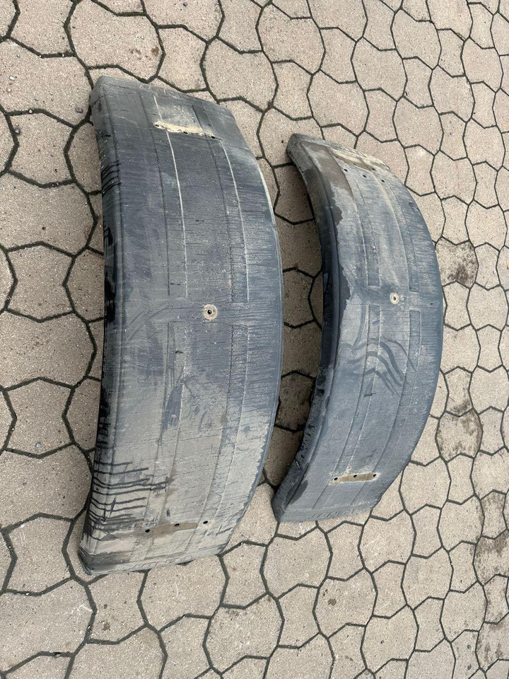 Fendt Kotflügel - Ataşament: Foto 1 Fendt Kotflügel - Ataşament: Foto 1