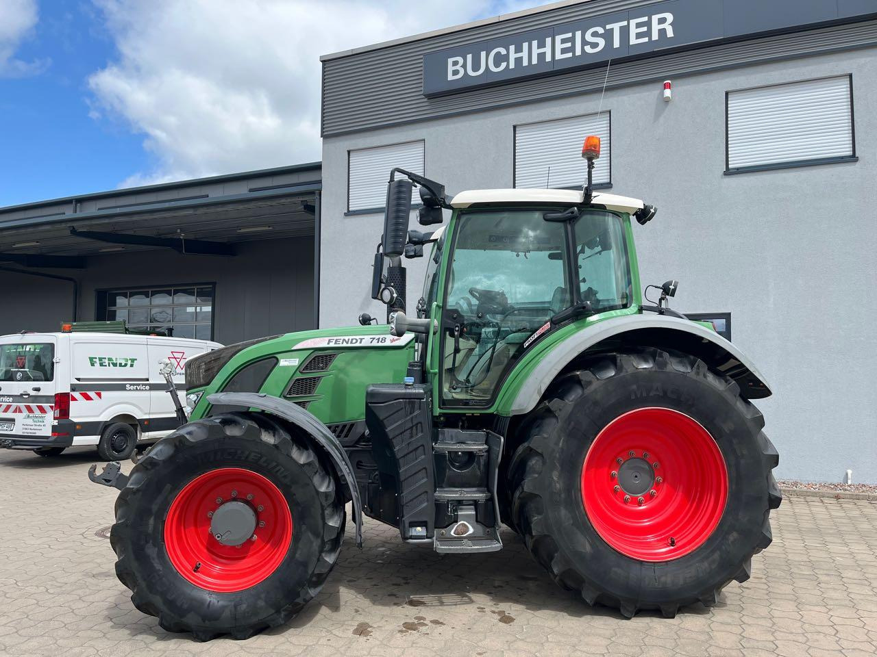 Fendt 718 Vario SCR - Tractor agricol: Foto 2 Fendt 718 Vario SCR - Tractor agricol: Foto 2