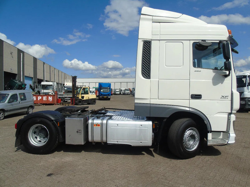 DAF XF 460 + 302KM + PTO + EURO 6 - Cap tractor: Foto 3 DAF XF 460 + 302KM + PTO + EURO 6 - Cap tractor: Foto 3