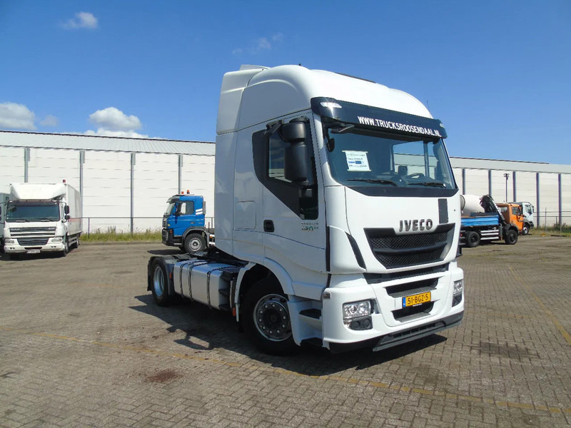 Iveco Stralis 420 + EURO 6 + 580KM - Cap tractor: Foto 2 Iveco Stralis 420 + EURO 6 + 580KM - Cap tractor: Foto 2