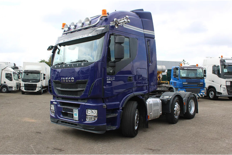 Iveco Stralis 460 + 6X2 + RETARDER + EURO 6 + SPOILERS - Cap tractor: Foto 2 Iveco Stralis 460 + 6X2 + RETARDER + EURO 6 + SPOILERS - Cap tractor: Foto 2
