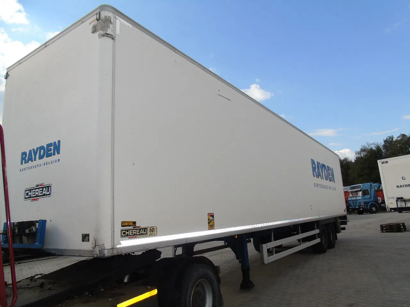 Chereau ROLLERS + 2 AXLE - Semiremorcă furgon: Foto 2 Chereau ROLLERS + 2 AXLE - Semiremorcă furgon: Foto 2