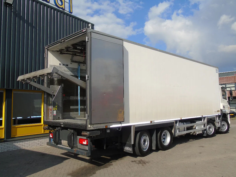 DAF CF 410 + 8X2 + CHEREAU + MEAT HOOKS + ATP + EURO 6 - Camion frigider: Foto 3 DAF CF 410 + 8X2 + CHEREAU + MEAT HOOKS + ATP + EURO 6 - Camion frigider: Foto 3