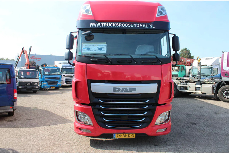 DAF XF 440 + frigo block + EURO 6 combi + LIFT + RETARDER + 2.73 HEIGHT!! - Camion frigider: Foto 3 DAF XF 440 + frigo block + EURO 6 combi + LIFT + RETARDER + 2.73 HEIGHT!! - Camion frigider: Foto 3