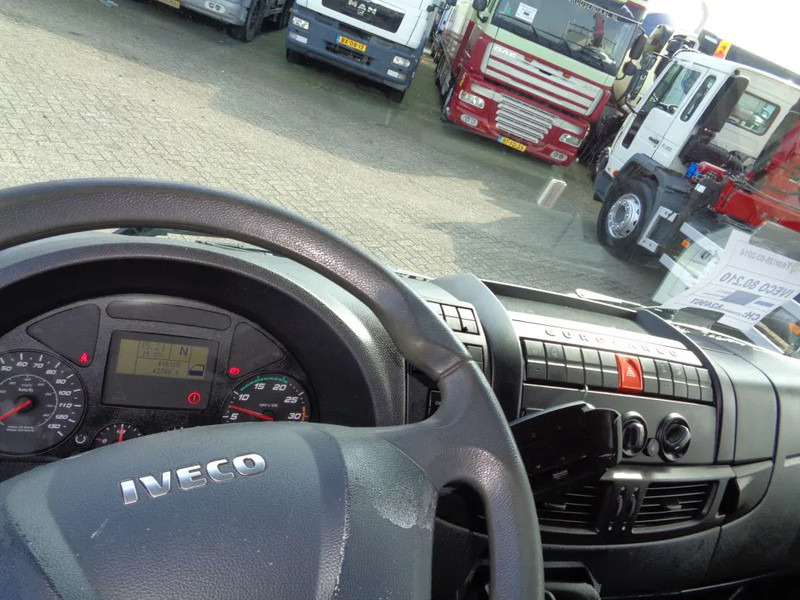 Iveco Eurocargo 80EL21 RESERVED Manual + Euro 6 + Dhollandia Lift - Camion cu prelată: Foto 4 Iveco Eurocargo 80EL21 RESERVED Manual + Euro 6 + Dhollandia Lift - Camion cu prelată: Foto 4