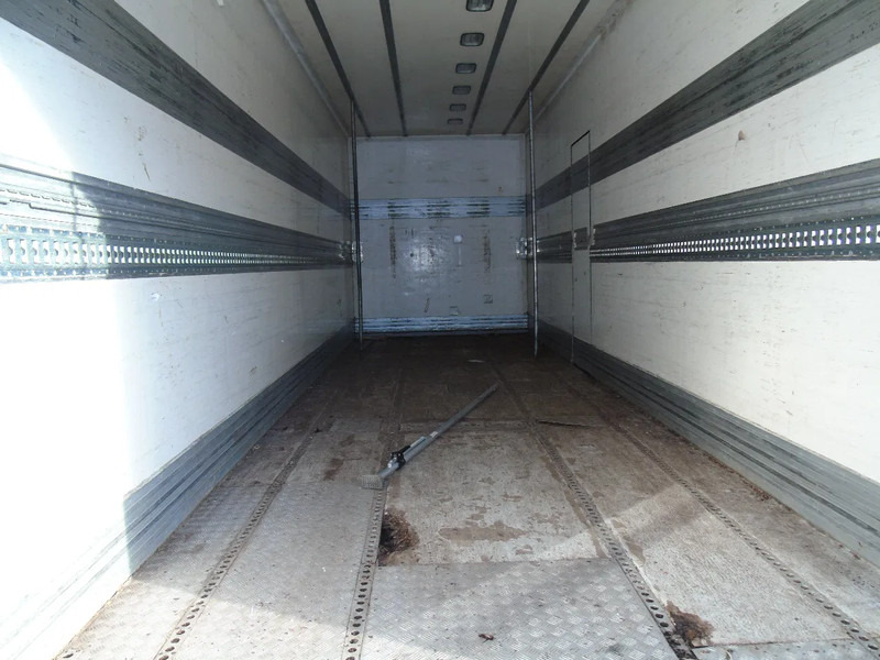 Iveco Stralis 430 + 6X2 + LIFT - Camion furgon: Foto 5 Iveco Stralis 430 + 6X2 + LIFT - Camion furgon: Foto 5