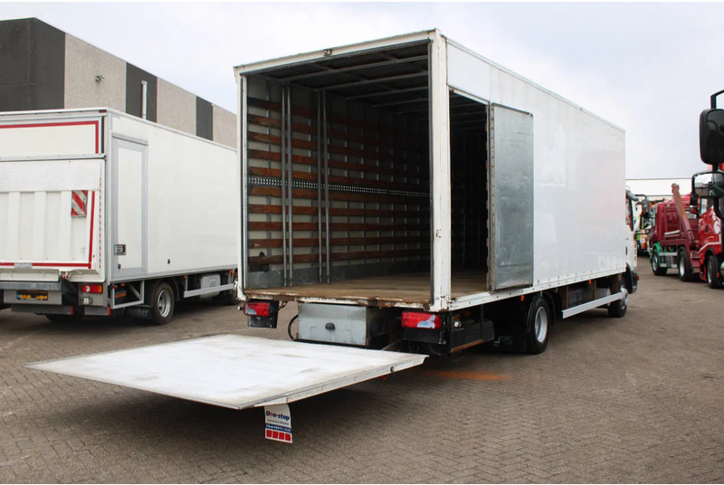 MAN TGL 12.210 + LIFT + MANUAL - Camion furgon: Foto 4 MAN TGL 12.210 + LIFT + MANUAL - Camion furgon: Foto 4