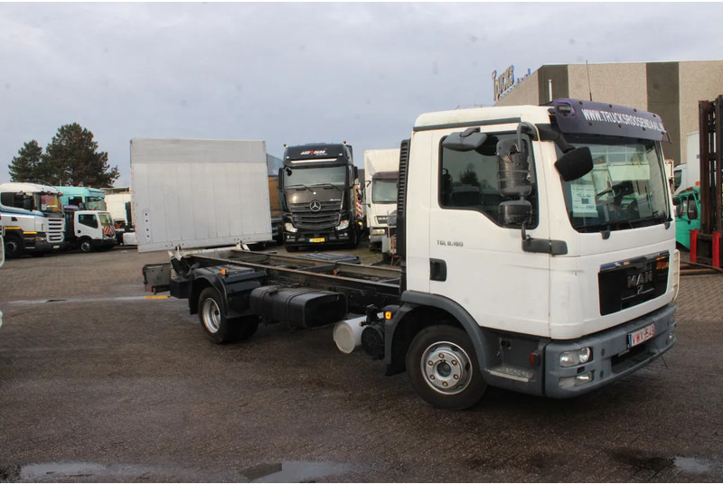 MAN TGL 8.180 + Euro 5 + Dhollandia LIFT - Camion şasiu: Foto 4 MAN TGL 8.180 + Euro 5 + Dhollandia LIFT - Camion şasiu: Foto 4