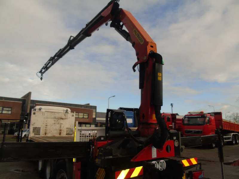 MAN TGS 35.460 + 8X4 TRIDEM + PALFINGER 23001EH + EURO 6 + REMOTE - Camion cu macara: Foto 4 MAN TGS 35.460 + 8X4 TRIDEM + PALFINGER 23001EH + EURO 6 + REMOTE - Camion cu macara: Foto 4