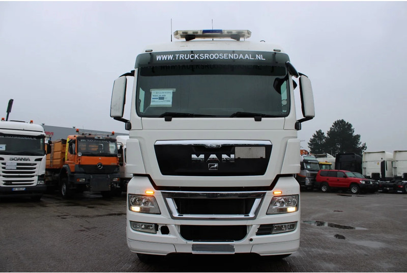 MAN TGX 26.440 + EURO 5 + Right Hand Drive - Camion platformă: Foto 2 MAN TGX 26.440 + EURO 5 + Right Hand Drive - Camion platformă: Foto 2
