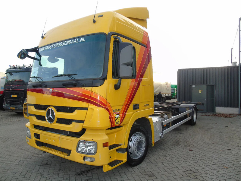 Mercedes-Benz Actros 1841 + EURO 5 EEV - Camion transport containere/ Swap body: Foto 2 Mercedes-Benz Actros 1841 + EURO 5 EEV - Camion transport containere/ Swap body: Foto 2
