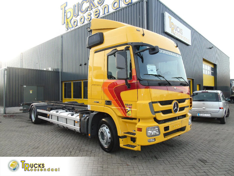 Mercedes-Benz Actros 1841 + EURO 5 EEV - Camion transport containere/ Swap body: Foto 1 Mercedes-Benz Actros 1841 + EURO 5 EEV - Camion transport containere/ Swap body: Foto 1