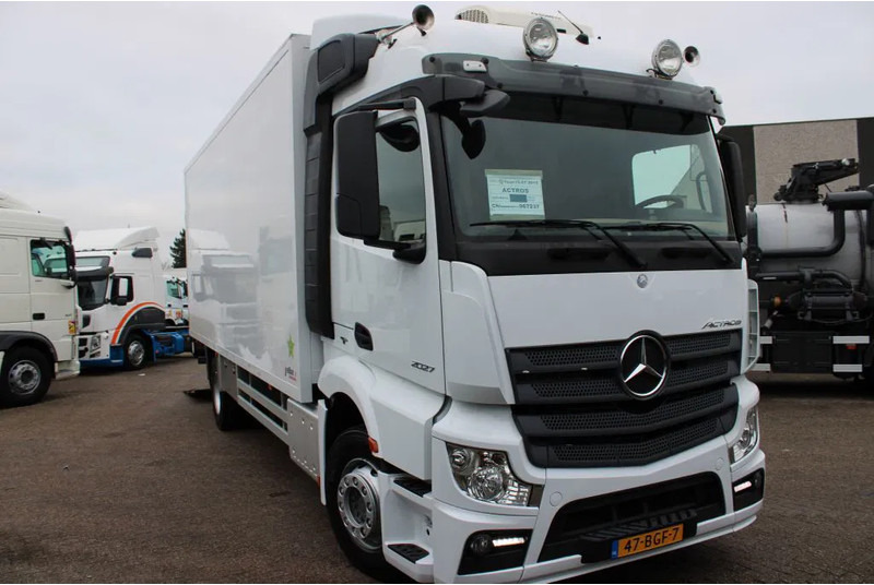 Mercedes-Benz Actros 1927 + EURO 6 + LIFT - Camion furgon: Foto 3 Mercedes-Benz Actros 1927 + EURO 6 + LIFT - Camion furgon: Foto 3