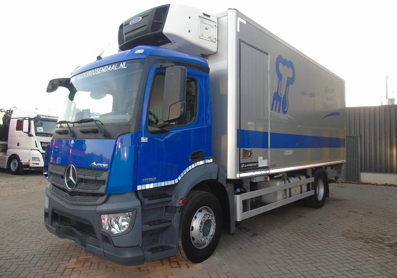 Mercedes-Benz Antos 1932 + EURO 6 + CARRIER + LIFT - Camion frigider: Foto 2 Mercedes-Benz Antos 1932 + EURO 6 + CARRIER + LIFT - Camion frigider: Foto 2