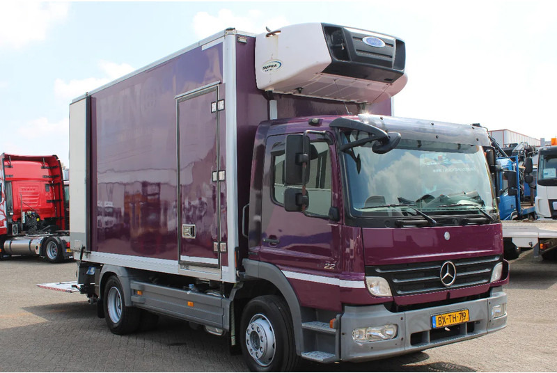 Mercedes-Benz Atego 1222 + carrier + lift + EURO 5 - Camion frigider: Foto 4 Mercedes-Benz Atego 1222 + carrier + lift + EURO 5 - Camion frigider: Foto 4