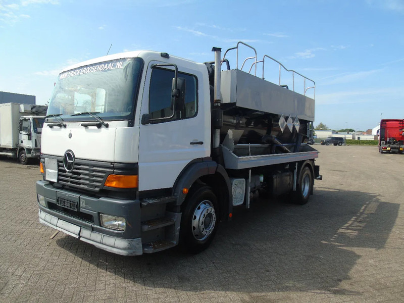Mercedes-Benz Atego 1923 + 8.800 liter INOX + complete pump/tipper/functional + EURO 2 - Maşină pentru vidanjări: Foto 3 Mercedes-Benz Atego 1923 + 8.800 liter INOX + complete pump/tipper/functional + EURO 2 - Maşină pentru vidanjări: Foto 3