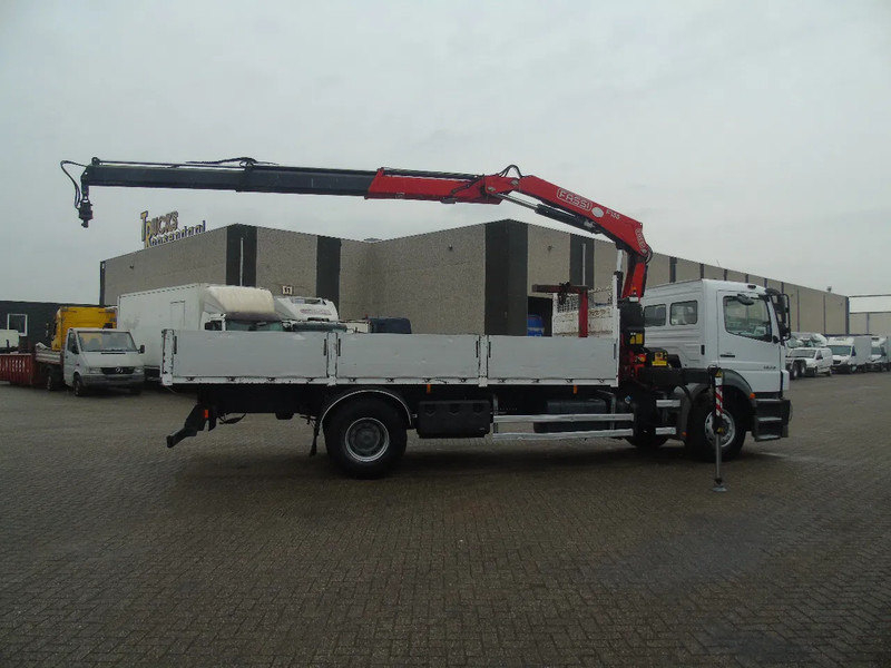 Mercedes-Benz Axor 1929 + FASSI F135 + REMOTE + EURO 5 + MANUAL - Camion cu macara: Foto 4 Mercedes-Benz Axor 1929 + FASSI F135 + REMOTE + EURO 5 + MANUAL - Camion cu macara: Foto 4