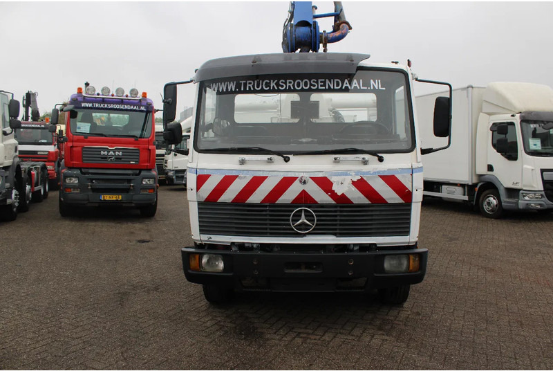 Mercedes-Benz Ecoliner 1320 + 15 meter pomp concrete + manual + EURO 0 - Autopompă de beton: Foto 5 Mercedes-Benz Ecoliner 1320 + 15 meter pomp concrete + manual + EURO 0 - Autopompă de beton: Foto 5