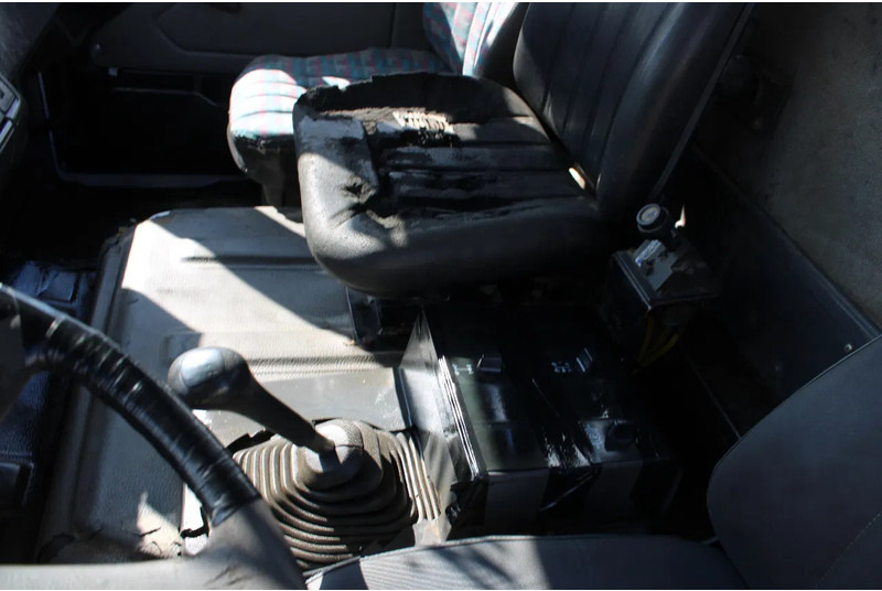 Camion cu macara Mercedes-Benz SK 2024 + HIAB 125 + MANUAL: Foto 19