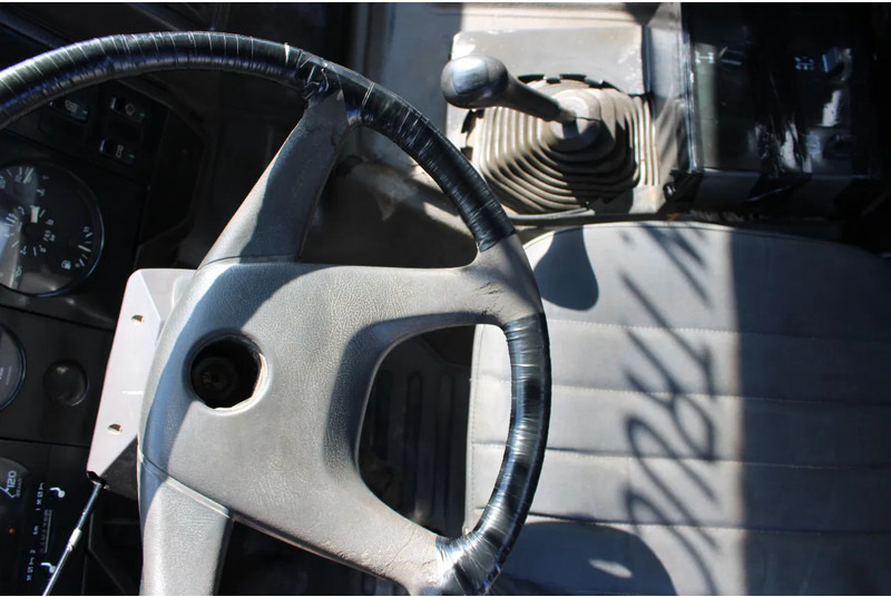 Camion cu macara Mercedes-Benz SK 2024 + HIAB 125 + MANUAL: Foto 17