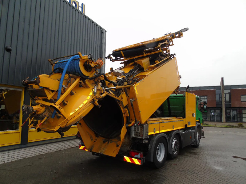 Scania P 360 + COMBI VACUUM WIEDEMANN + 6X4 - Maşină pentru vidanjări: Foto 5 Scania P 360 + COMBI VACUUM WIEDEMANN + 6X4 - Maşină pentru vidanjări: Foto 5