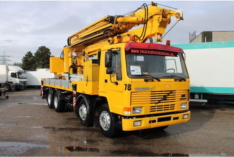 Volvo FL10 8X4 + GROMACH 34 mtr. + EURO 2 - Macara tot teren: Foto 4 Volvo FL10 8X4 + GROMACH 34 mtr. + EURO 2 - Macara tot teren: Foto 4