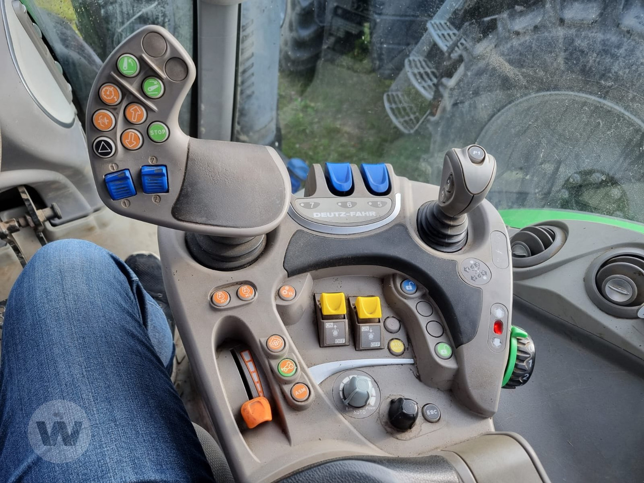 Deutz Agrotron 6175 RC SHIFT - Tractor agricol: Foto 5 Deutz Agrotron 6175 RC SHIFT - Tractor agricol: Foto 5