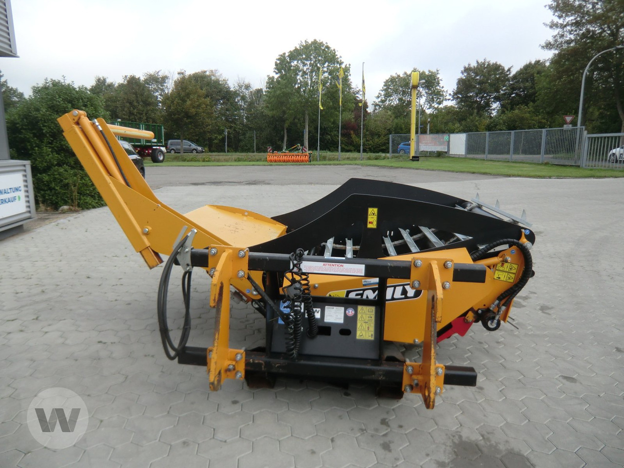 Emily DELTA - Maşina de infoliat baloti: Foto 1 Emily DELTA - Maşina de infoliat baloti: Foto 1