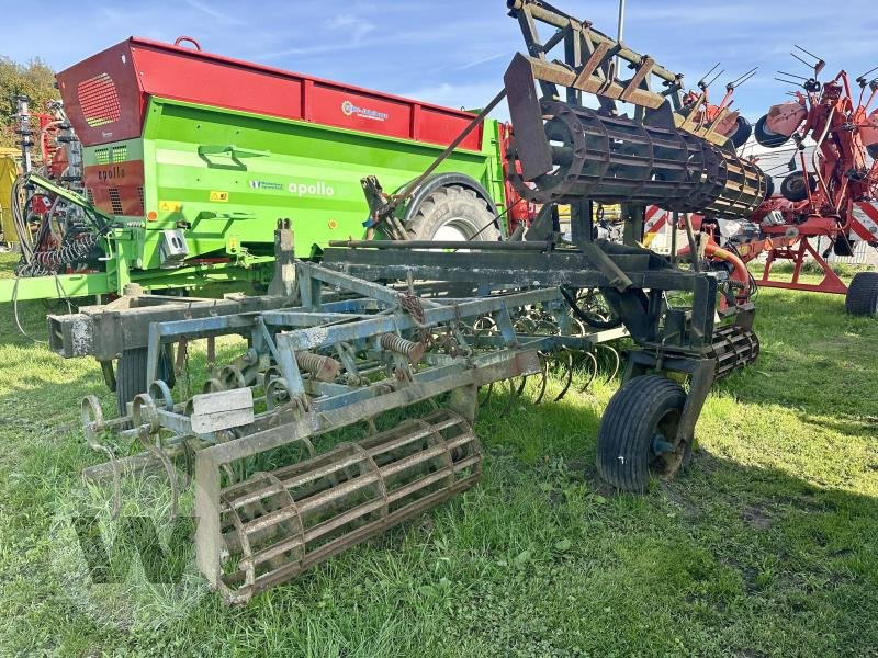 Fortschritt Kombinator T890 - Maşină pentru prelucrarea solului: Foto 1 Fortschritt Kombinator T890 - Maşină pentru prelucrarea solului: Foto 1