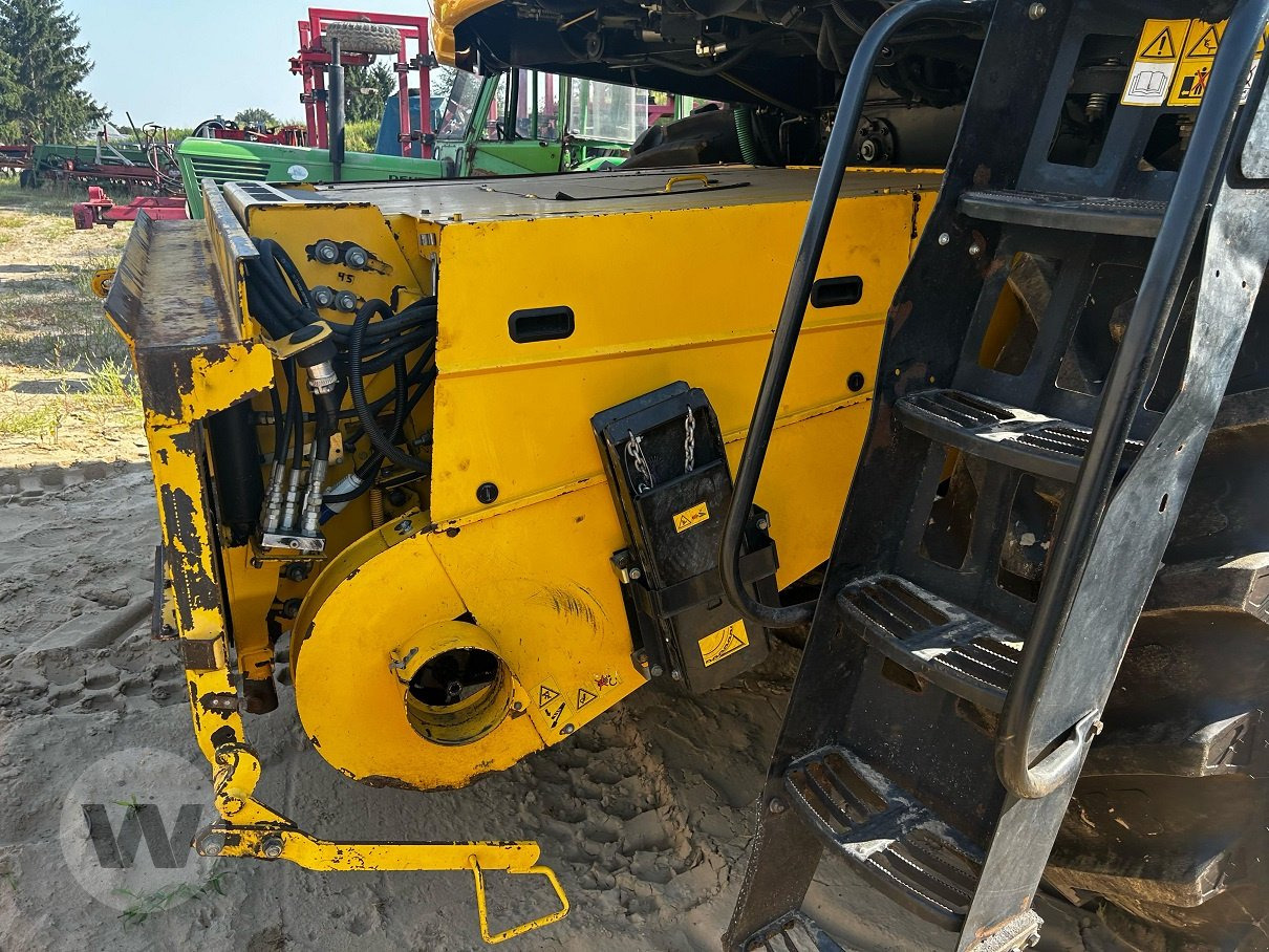 New Holland CR 9070 ELEV - Tractor agricol: Foto 4 New Holland CR 9070 ELEV - Tractor agricol: Foto 4