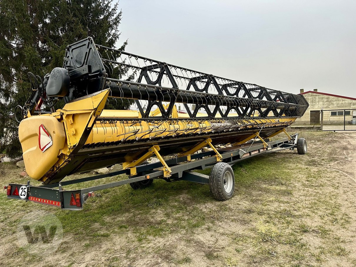 New Holland VARIFEED 10,70 M - Heder: Foto 3 New Holland VARIFEED 10,70 M - Heder: Foto 3