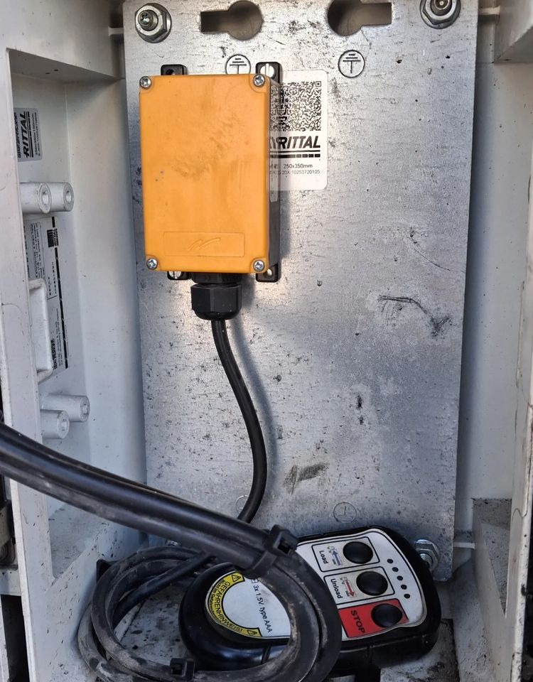 Reisch Ruchoma Podłoga 8mm - Semiremorcă cu podea culisantă: Foto 4 Reisch Ruchoma Podłoga 8mm - Semiremorcă cu podea culisantă: Foto 4