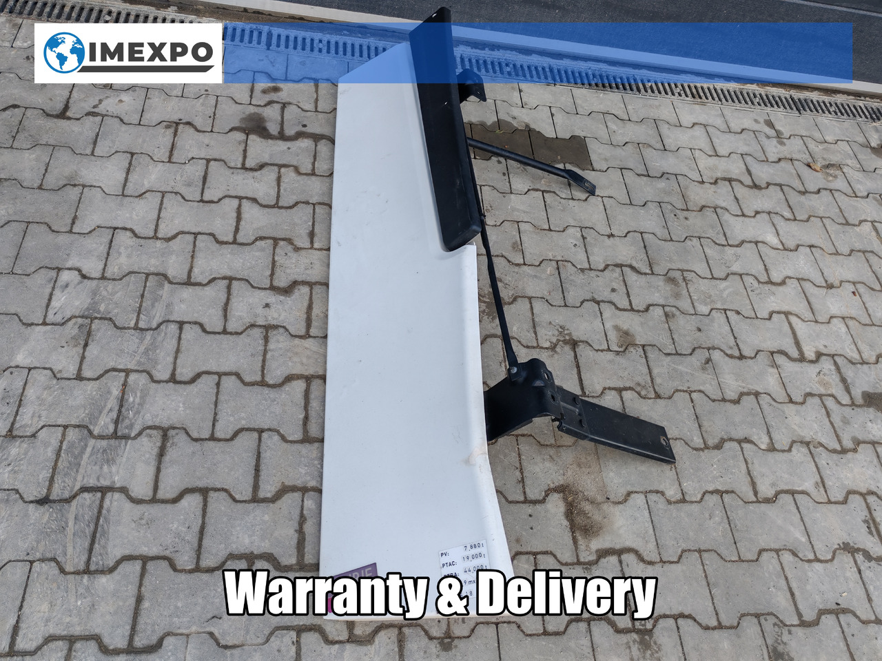 RENAULT RANGE T EURO 6 / HIGH CAB / RIGHT SPOILER - Aerodinamică/ Spoiler: Foto 1 RENAULT RANGE T EURO 6 / HIGH CAB / RIGHT SPOILER - Aerodinamică/ Spoiler: Foto 1