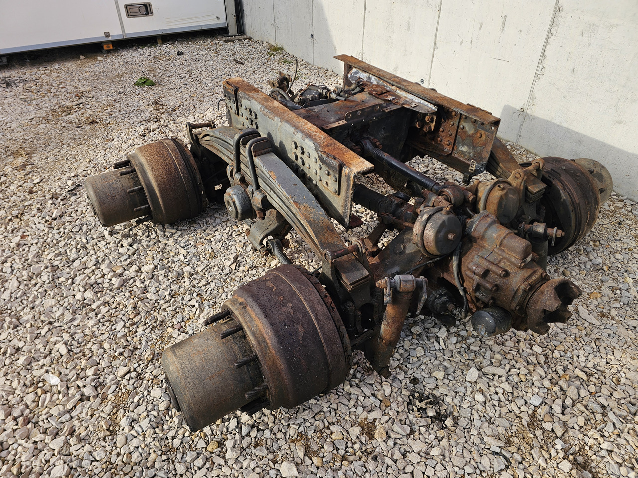 SCANIA COMPLETE REAR AXLES SET / RBP735 / RATIO= 3,93 / 6x4 6x6 8x4 8x6 - Axă spate: Foto 5 SCANIA COMPLETE REAR AXLES SET / RBP735 / RATIO= 3,93 / 6x4 6x6 8x4 8x6 - Axă spate: Foto 5