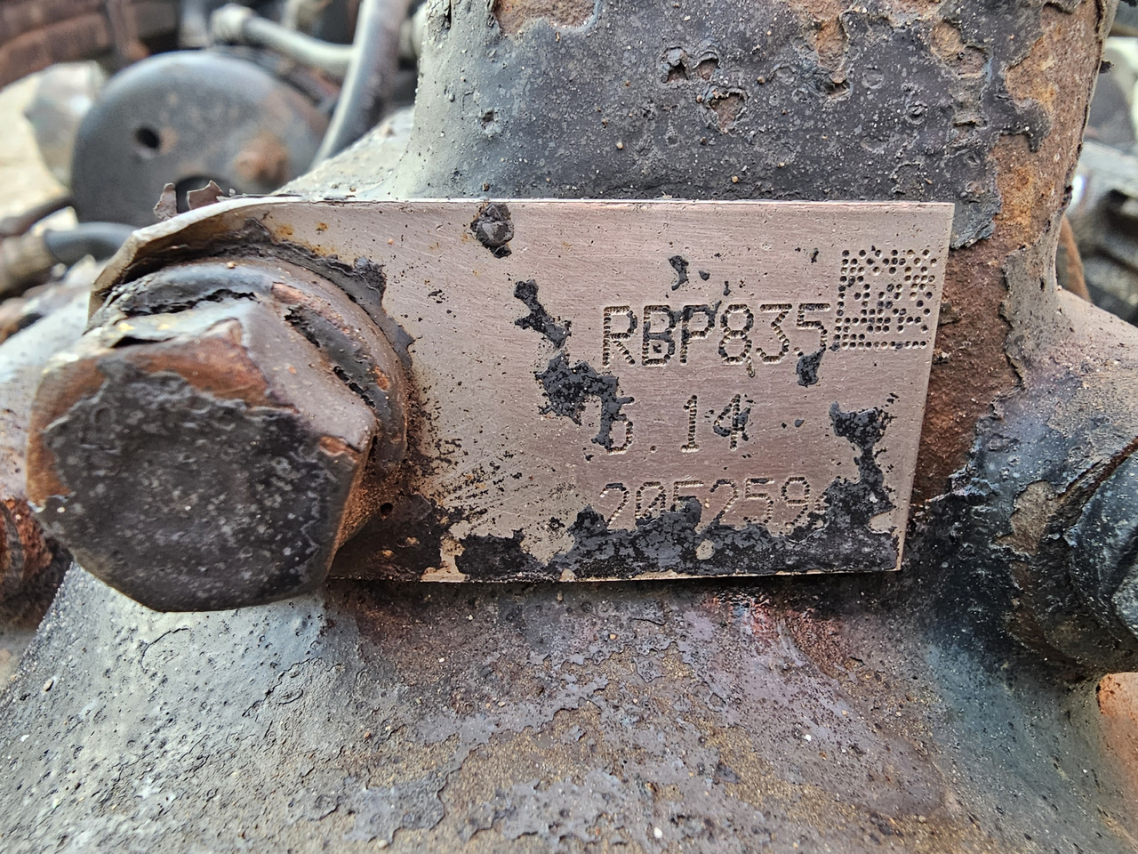 Axă spate SCANIA COMPLETE REAR AXLES SET / RBP835 / RATIO= 5,14 / 6x4 6x6 8x4 8x6: Foto 7 Axă spate SCANIA COMPLETE REAR AXLES SET / RBP835 / RATIO= 5,14 / 6x4 6x6 8x4 8x6: Foto 7