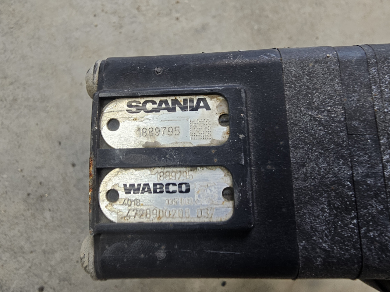 SCANIA S, R, P, G / ECAS CONTROL VALVE / 1889795 - Supapă frână: Foto 4 SCANIA S, R, P, G / ECAS CONTROL VALVE / 1889795 - Supapă frână: Foto 4