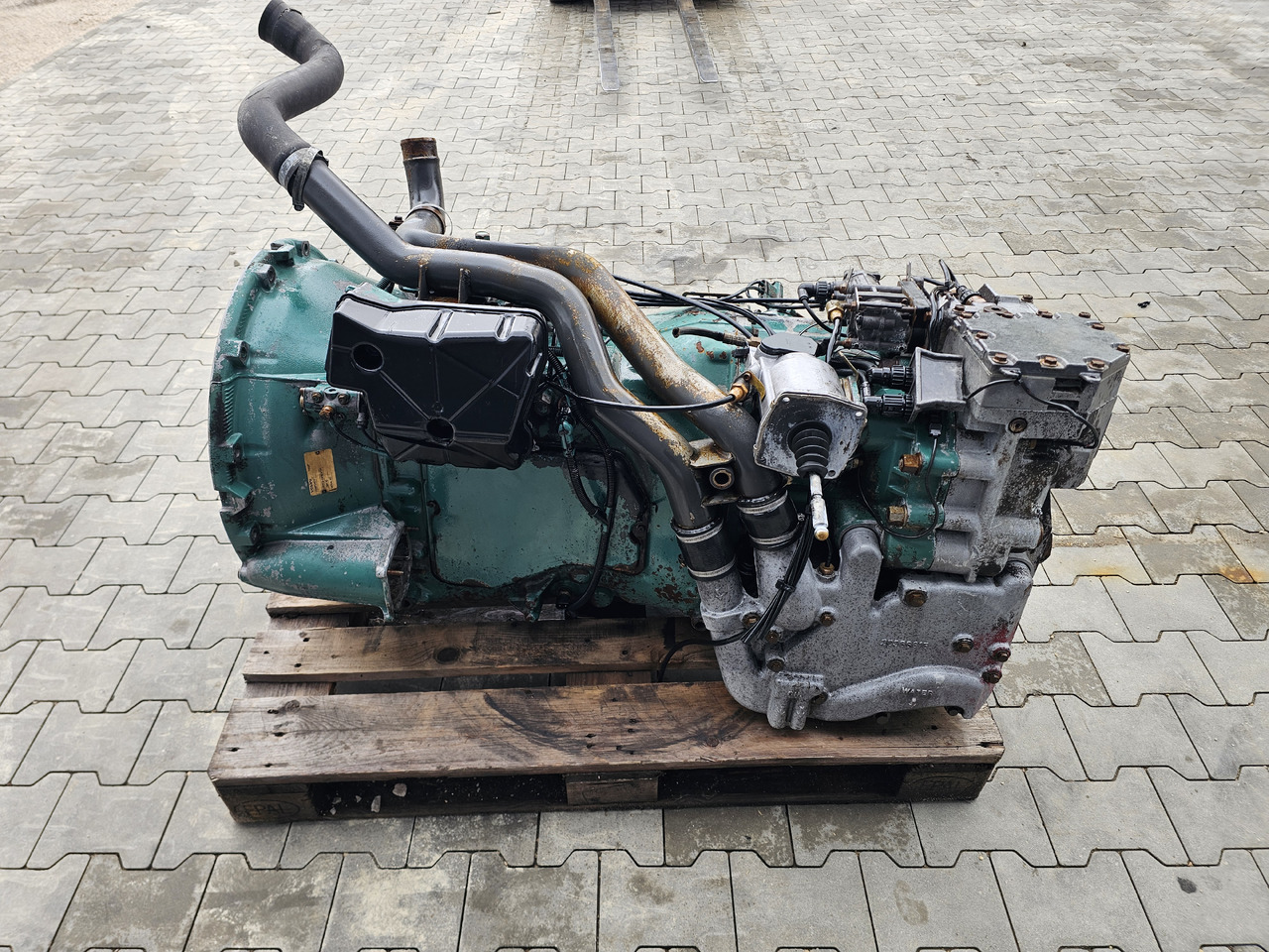 VOLVO FH13 FH16 / GEARBOX / RETARDER / VTO2814B / MANUAL / WORLDWIDE DELIVERY - Cutie de viteze: Foto 5 VOLVO FH13 FH16 / GEARBOX / RETARDER / VTO2814B / MANUAL / WORLDWIDE DELIVERY - Cutie de viteze: Foto 5