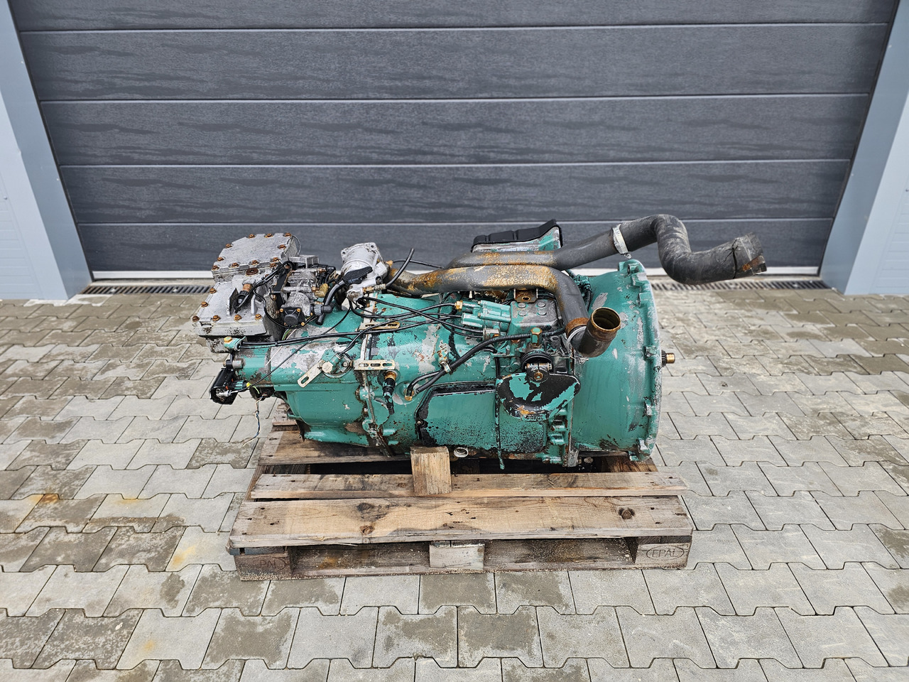 VOLVO FH13 FH16 / GEARBOX / RETARDER / VTO2814B / MANUAL / WORLDWIDE DELIVERY - Cutie de viteze: Foto 2 VOLVO FH13 FH16 / GEARBOX / RETARDER / VTO2814B / MANUAL / WORLDWIDE DELIVERY - Cutie de viteze: Foto 2