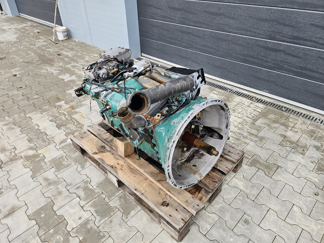 VOLVO FH13 FH16 / GEARBOX / RETARDER / VTO2814B / MANUAL / WORLDWIDE DELIVERY - Cutie de viteze: Foto 3 VOLVO FH13 FH16 / GEARBOX / RETARDER / VTO2814B / MANUAL / WORLDWIDE DELIVERY - Cutie de viteze: Foto 3