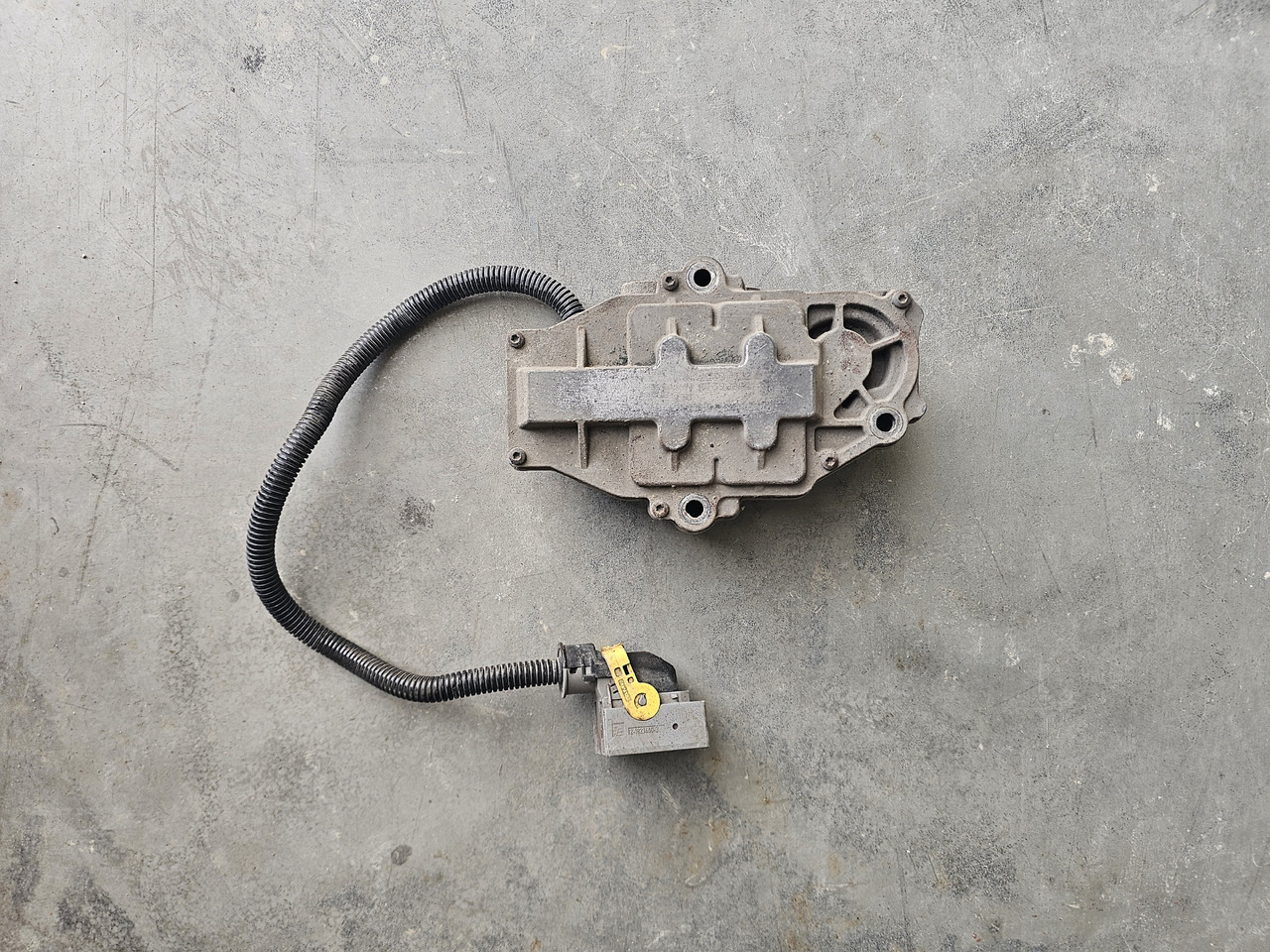 VOLVO FH4 FM4 / PWM CLUTCH VALVE / ISHIFT / 22327072 - Cutie de viteze și piese: Foto 2 VOLVO FH4 FM4 / PWM CLUTCH VALVE / ISHIFT / 22327072 - Cutie de viteze și piese: Foto 2