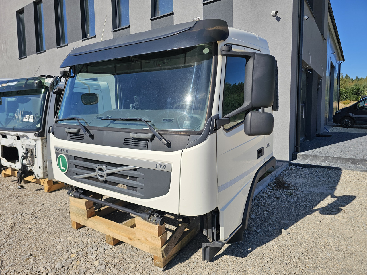 VOLVO FM3 DAILY CAB / COMPLETE / WORLDWIDE DELIVERY - Cabină: Foto 2 VOLVO FM3 DAILY CAB / COMPLETE / WORLDWIDE DELIVERY - Cabină: Foto 2