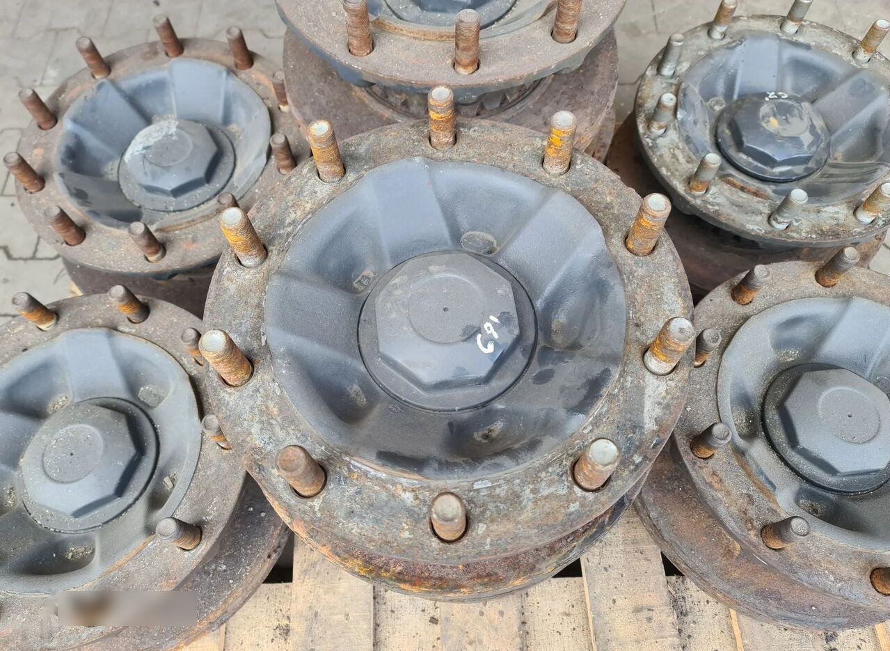 Volvo Piasta przód przednia łożysko duże 68mm 6.8cm VOLVO FH FM FH4 RE Volvo FH FM FH4 RE truck - Butuc pentru Camion: Foto 3 Volvo Piasta przód przednia łożysko duże 68mm 6.8cm VOLVO FH FM FH4 RE Volvo FH FM FH4 RE truck - Butuc pentru Camion: Foto 3